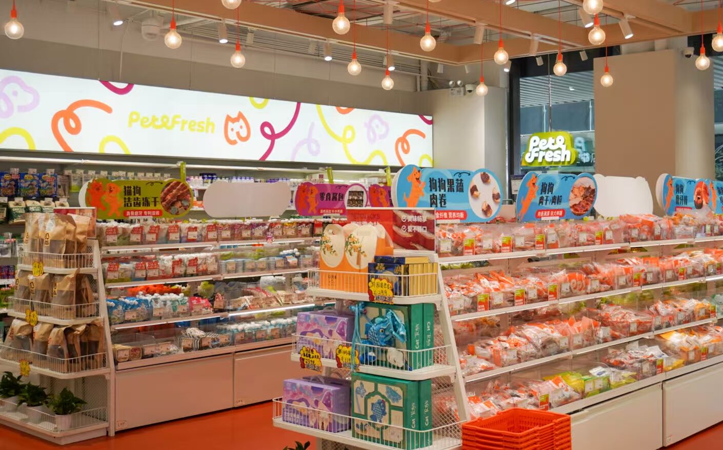 ペット用品店内
